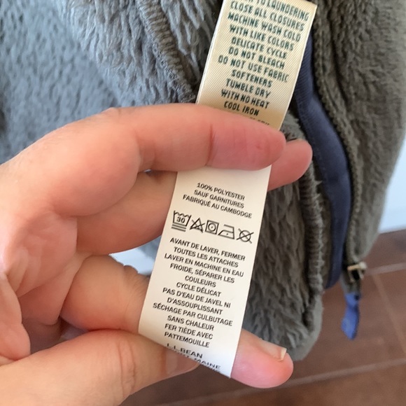 L.L. Bean fleece zip jacket, size large - Picture 11 of 11